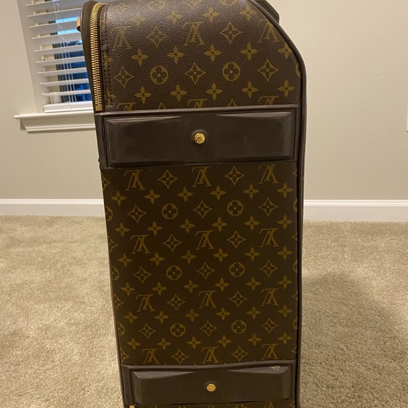 Louis Vuitton suitcase - Picture 4 of 8